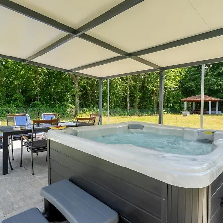 De Luna Istra,whirlpool Vila *